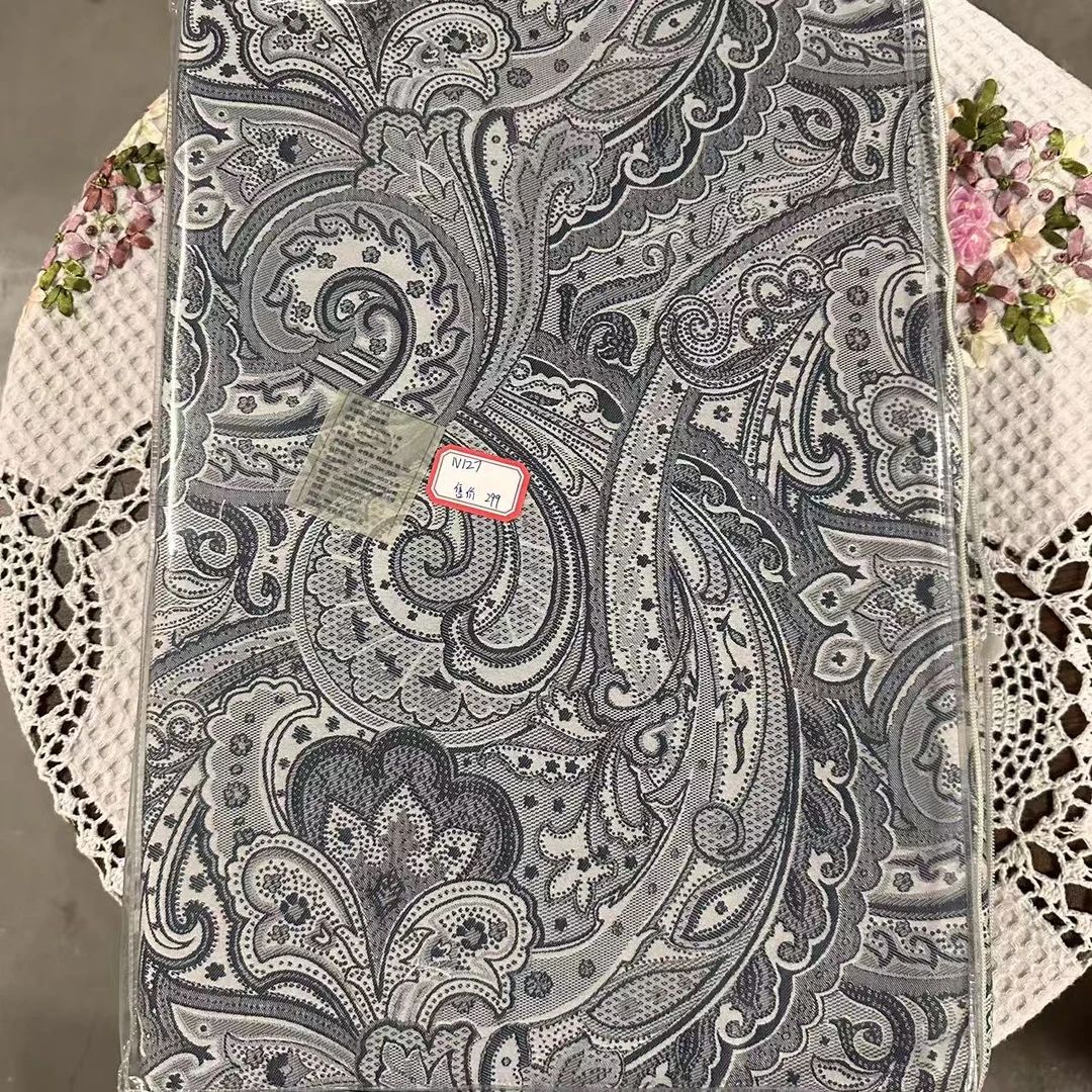 N127 罗布麻棉大提花四件套（被套2*2.3m床单2.4*2m枕套48*74cm）