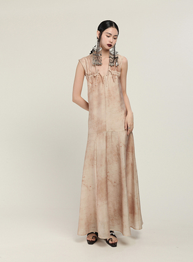 MIA HAN夏季新品宽松浪漫海边度假仙气飘逸A字V领大摆无袖连衣裙