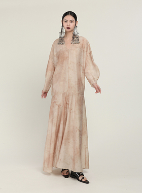 MIA HAN春季新品女防晒仙气飘逸宽松A字型V领九分袖大摆连衣裙