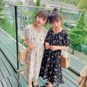 日单童装夏季优雅淑女甜美V领纽扣装饰松紧腰碎花雪纺连衣裙26921