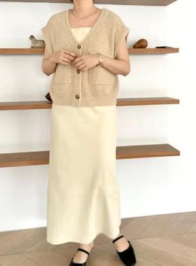 日单品牌LF春秋新款时尚百搭可调节肩带竖坑条针织裙吊带裙28197