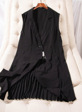 日单品牌春夏新款休闲气质西装领一粒扣后背百褶薄款马甲女20565