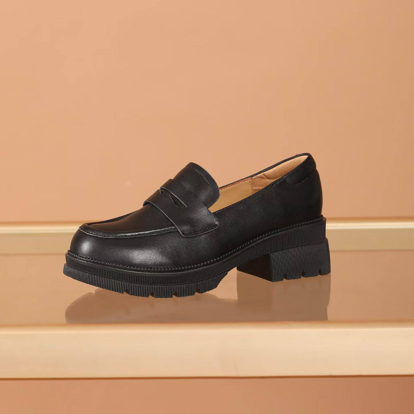 欧洲站2026春季新款真皮厚底舒适懒人单鞋女圆头百搭一脚蹬女鞋,女鞋,浅口单鞋,淘宝优惠券,粉丝福利购,淘宝优惠卷