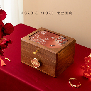 新婚礼物送新娘闺蜜伴手礼盒订婚结婚送新人带锁木首饰盒生日礼物