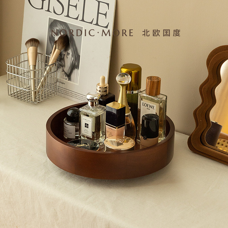高级化妆品收纳盒梳妆台桌面护肤品香水架首饰盒化妆刷置物木托盘
