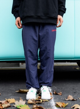 DOGTOWN尼龙侧面小LOGO休闲尼龙面料舒适百搭收脚长裤卫裤