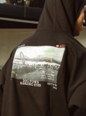 DOGTOWN 25FW NANKING EYES南京眼小D胸前LOGO忍者拉链帽衫卫衣