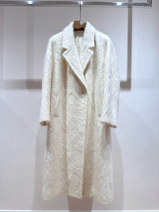 新款 西装领羊绒羊毛长款大衣极简利落的剪拉绒工艺白色