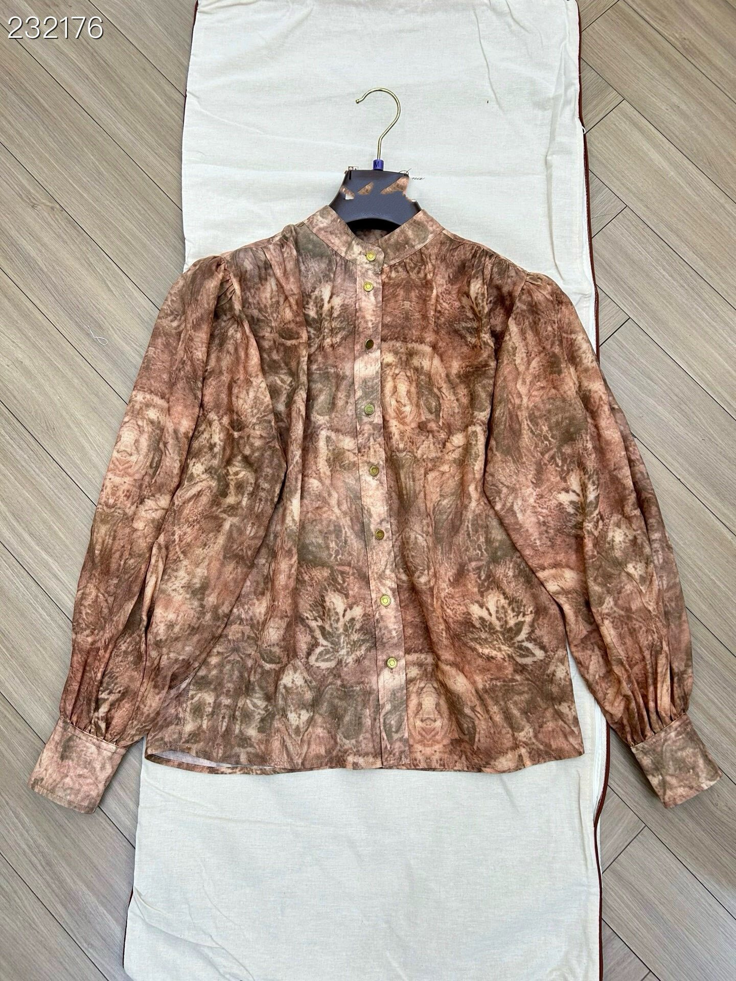 高端新款真丝印花长袖灯笼袖衬衫衬衫
