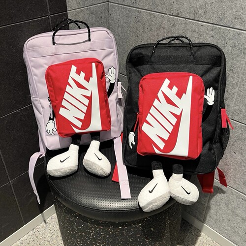 耐克Nike女子网红小脚丫品牌徽标织物儿童双肩背包 可拎包 HM9973
