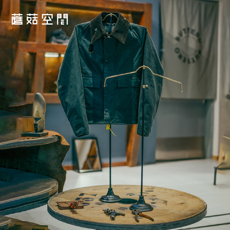 蘑菇空间工业风铁艺台上服装架美式铸铁底座展架复古陈列展示道具
