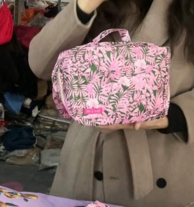 三个,箱包皮具/热销女包/男包,小方包,淘宝优惠券,粉丝福利购,淘宝优惠卷