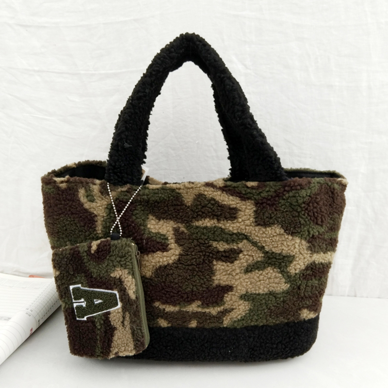 日系手提毛毛包迷彩加厚托特包