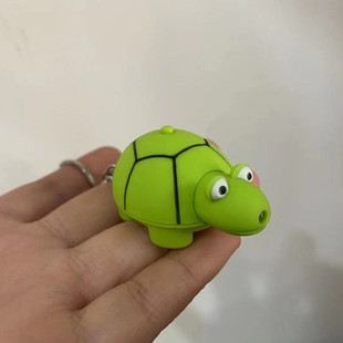 乌龟汽车钥匙扣 KT挂件王八钥匙链男女情侣可爱挂件甲鱼发光发声