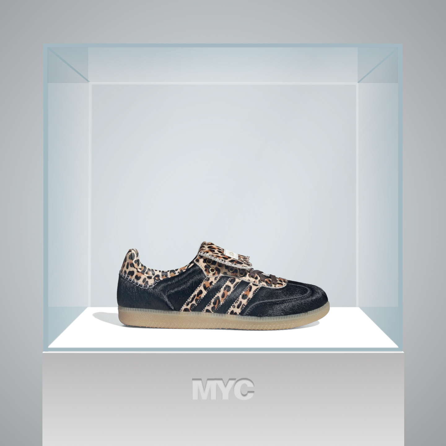 阿迪达斯Adidas豹纹板鞋