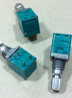 日产ALPS阿尔卑斯 RK097型精密电位器单联带开关A10K轴长15MM