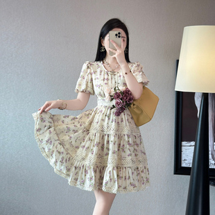 秋冬漂亮裙子女装2026新款秋季多巴胺气质减龄时尚收腰碎花连衣裙
