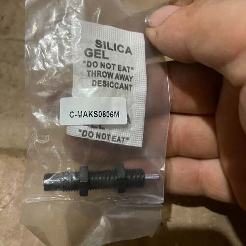 可维修C-MAKS0806M 缓冲器，的，成色如图，有15个，议价