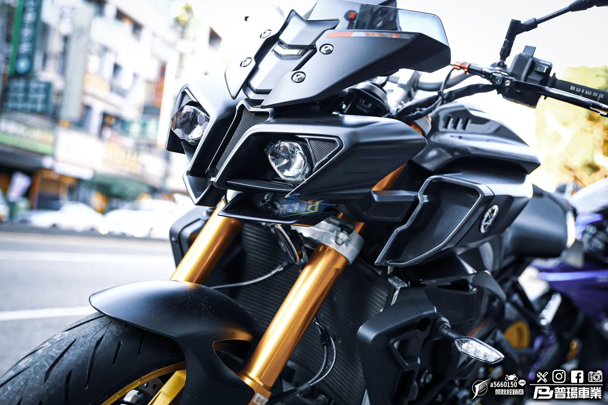 雅马哈MT10改装前后刹车油管