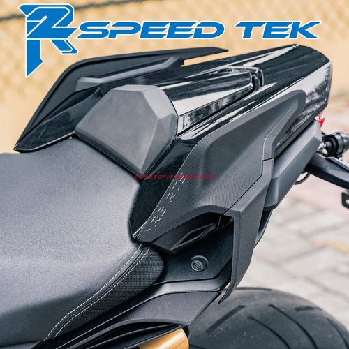 本田CBR650R后驼峰外壳造型尾盖