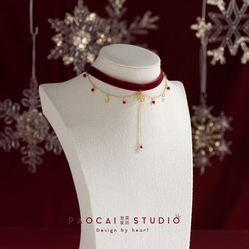 泡菜皇后新年红色雪花丝绒项链