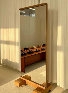 GASKA MEANDROS Floor Mirror实木隔断移动落地镜穿衣镜屏风镜子