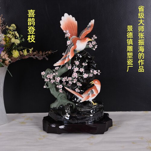 省级大师雕塑艺术家的做工精细。