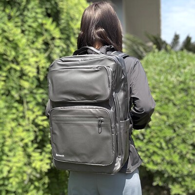 全能型双肩背包通勤包