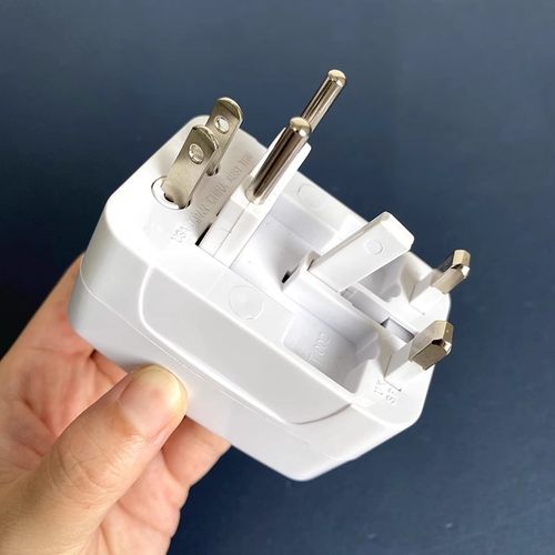 全球通用旅行转换插座