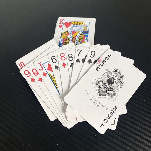 经济实惠手感好扑克纸牌休闲聚会