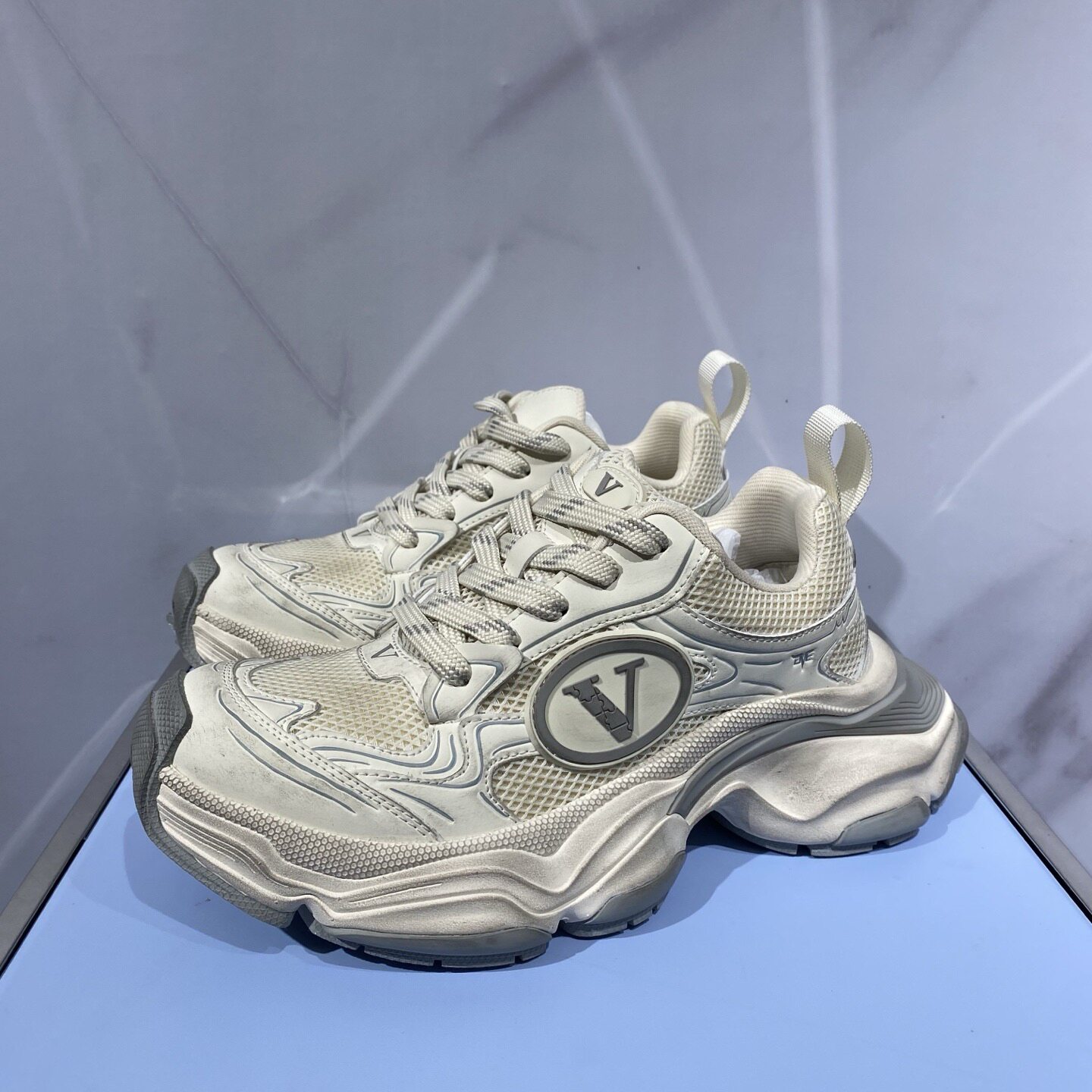 VENA TENO 春夏logo字母做旧男士厚底脏脏休闲鞋老爹鞋 H35002