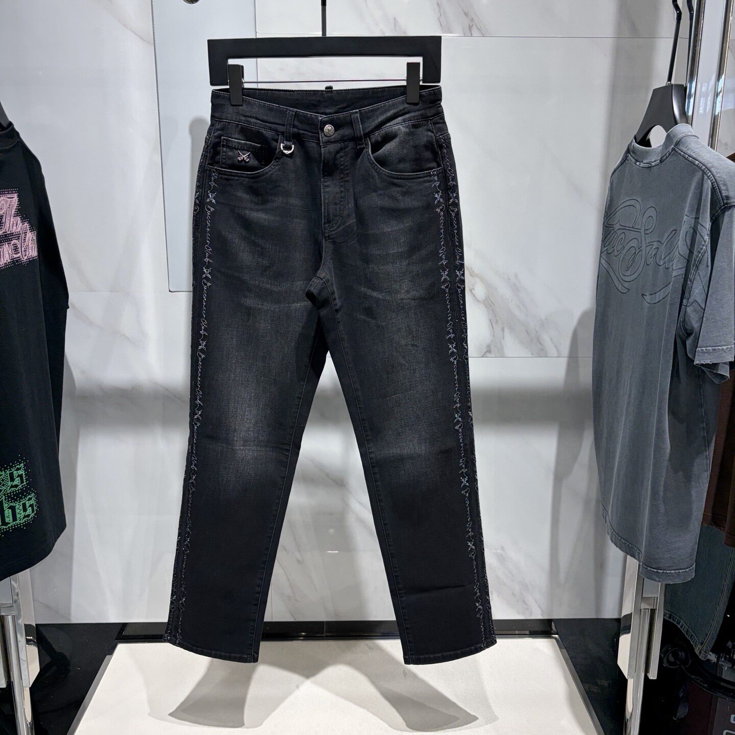 Dartin Bonaparto 春夏侧边logo字母双刀刺绣条纹宝剑男士牛仔裤