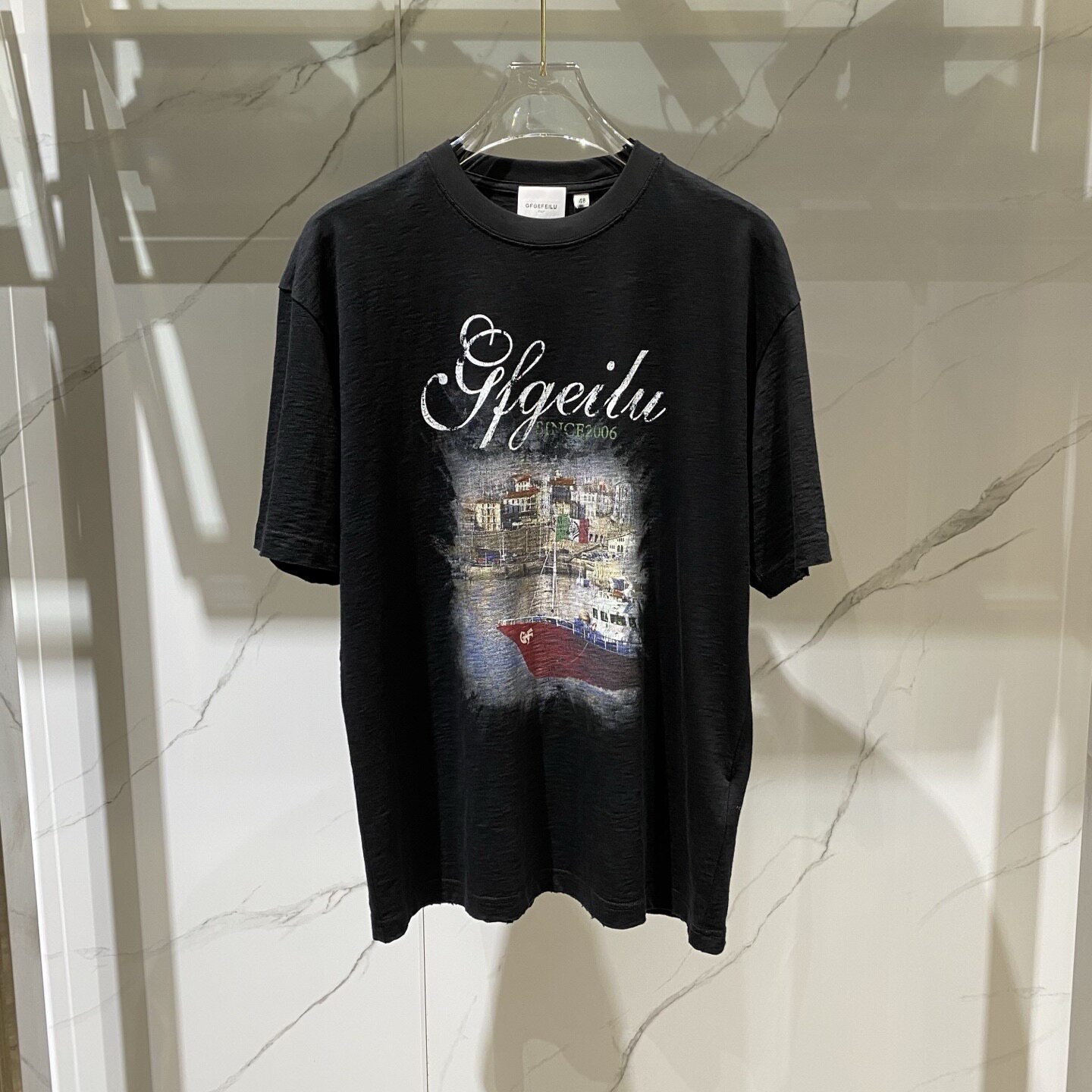 GFGEFEILU 26春夏新款城市码头logo字母印花男士圆领短袖T恤