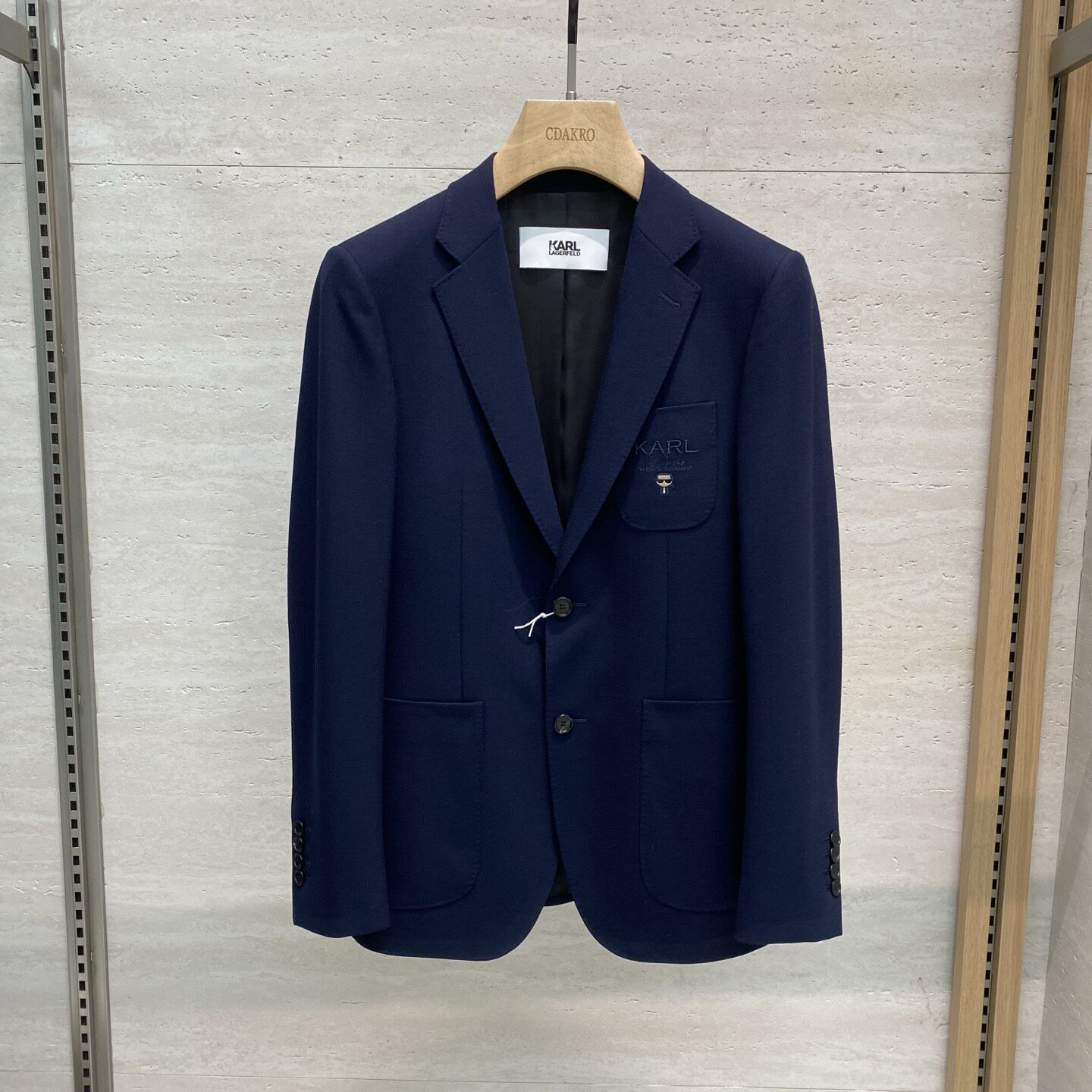 Karl Lagerfeld 26秋冬卡尔老佛爷字母刺绣男士羊毛休闲西服西装