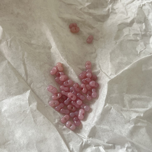 DIY手作串珠材料蛋白色粉绿大号3X6mm花生珠