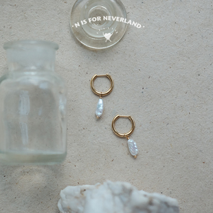 白色沙丘*两戴款F136钛合金强光天然巴洛克珍珠养耳洞18k包金耳环