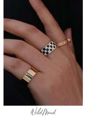 棋盘格戒指钛钢镀金ins女