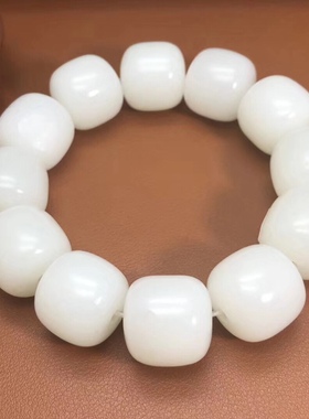 新疆男款手串和田玉籽料