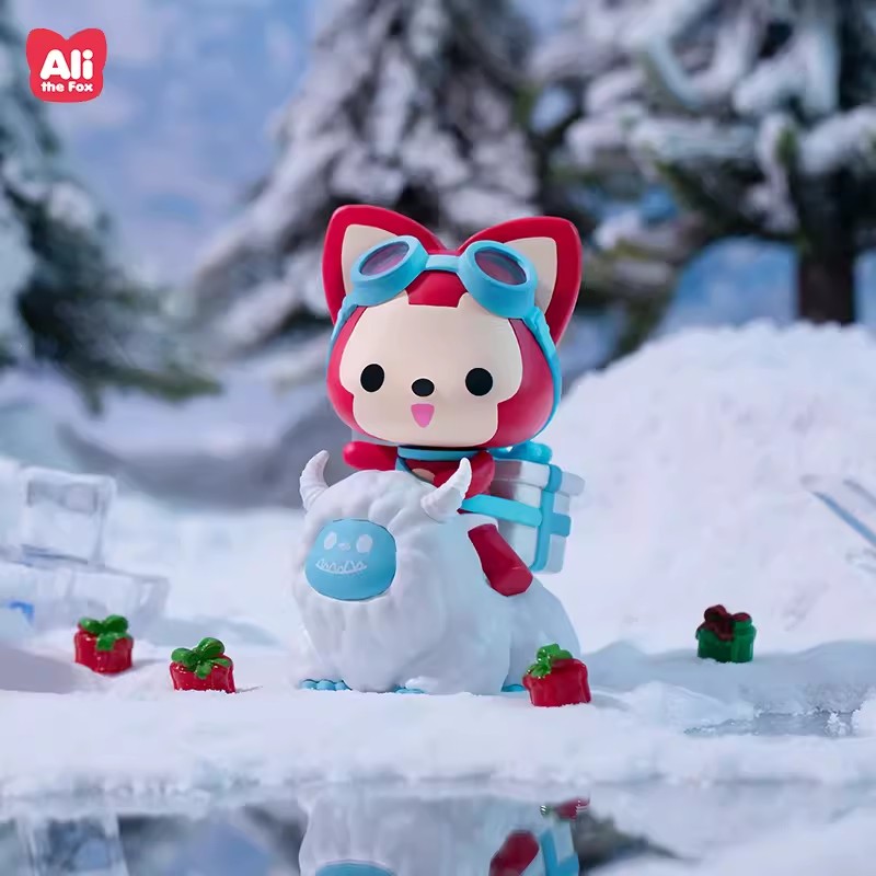 阿狸瑞雪融融盲盒手办迷你公仔雪融融桌面摆件潮玩可爱情侣礼物