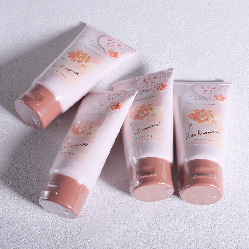 日本本土VECUA桂花香护手霜