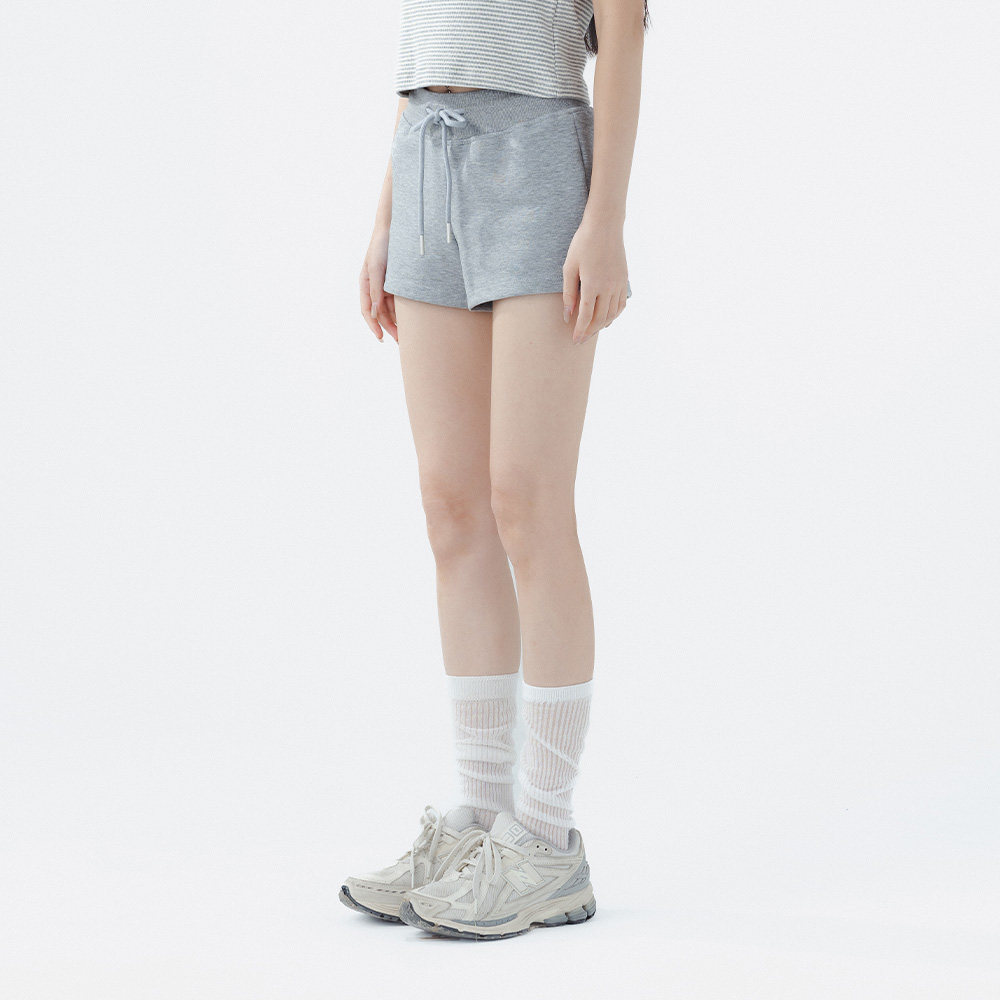 QUEENSHOP 2026春夏新品女装休闲素面抽绳棉质短裤04130333