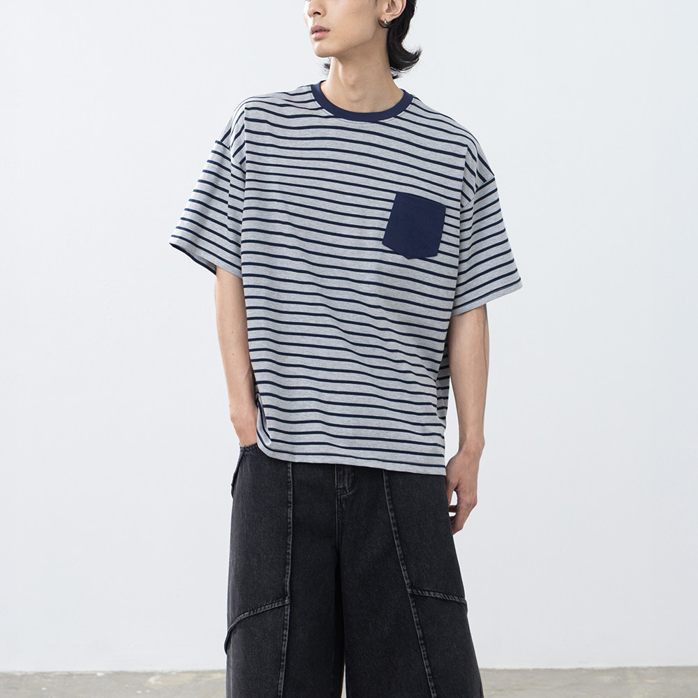QUEENSHOP2026春夏新品男装纯棉条纹配色口袋短袖上衣-灰01190334