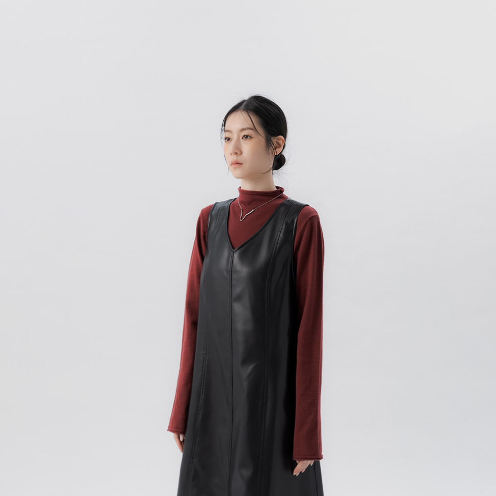 蕾蒂素面卷边高领针织长袖上衣