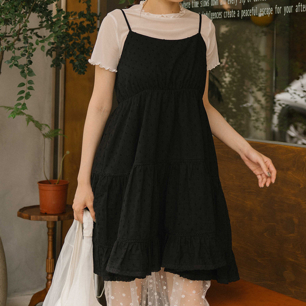 QUEENSHOP 2025秋冬新品女装缇花造型蛋糕剪接短连衣裙01087125,女装/女士精品,连衣裙,淘宝优惠券,粉丝福利购,淘宝优惠卷