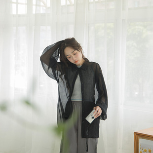 皺皺設(shè)計(jì)雪紡?fù)改w長袖 QUEENSHOP 女裝 襯衫 2025春夏新品 01025534