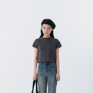 QUEENSHOP 2026春夏新品女装棉花糖素面凉感短版合身上衣01099574