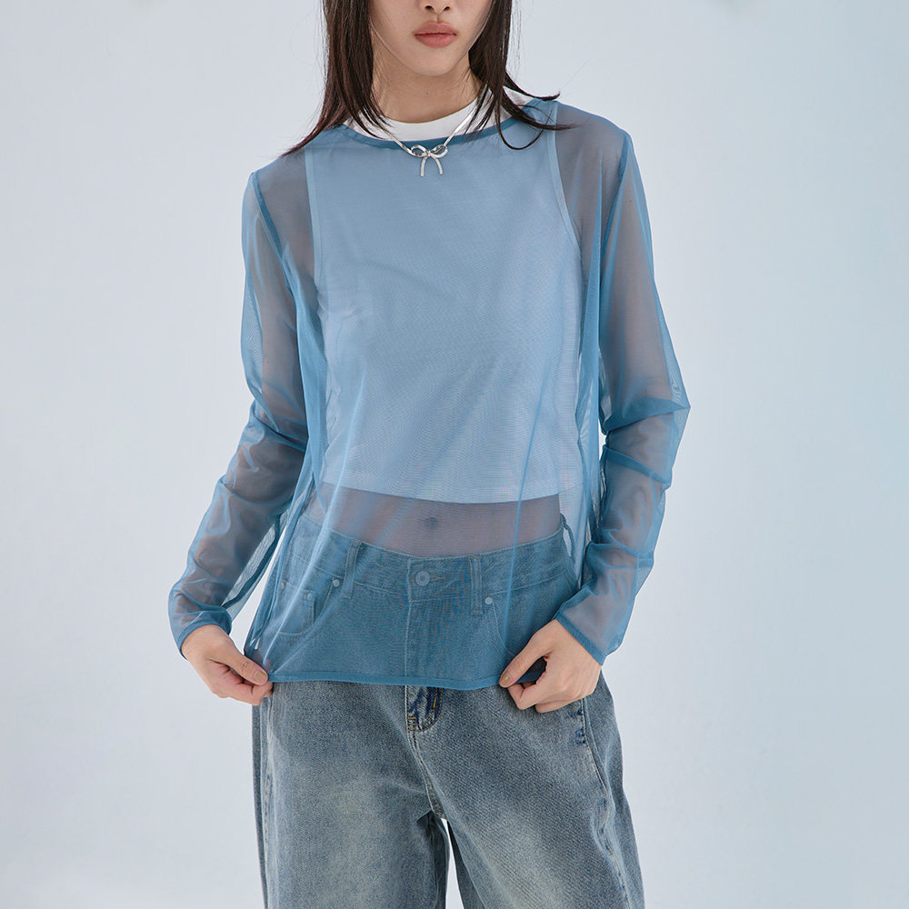 前后两穿设计透肤网纱上衣