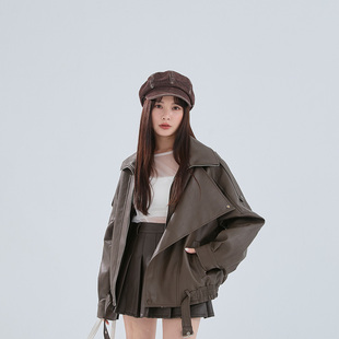 双领釦带造型皮革夹克外套02060142 女装 QUEENSHOP 2025秋冬新品