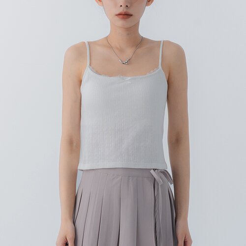 QUEENSHOP 2026春夏女装蕾蒂蕾丝缇花细肩Bratop背心-白01041968