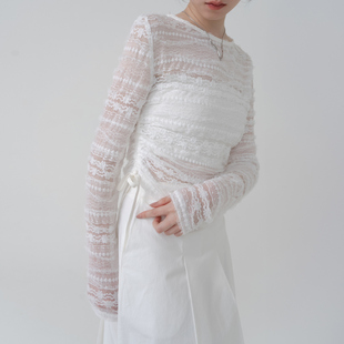 QUEENSHOP 2025秋冬女装蕾蒂侧抽皱绑带蕾丝透肤上衣-白01099310